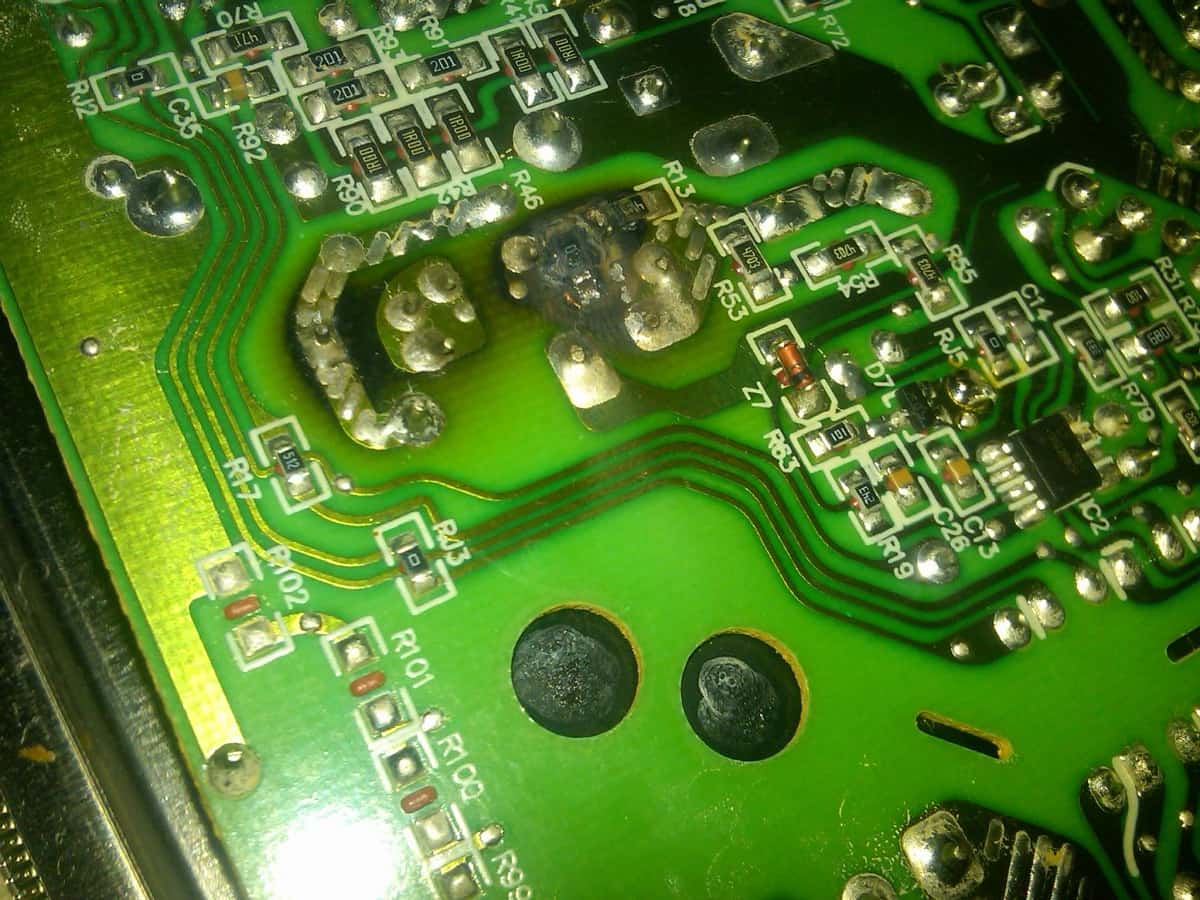 pcb hard disk bruciato